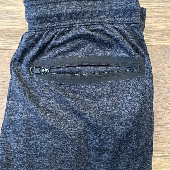 Joggers! - Picture 5 of 7